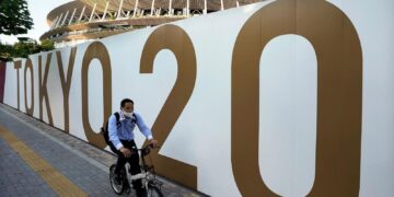 Artistas protestan en Tokio por juegos olimpicos