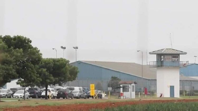 Empieza Texas el arresto de migrantes indocumentados