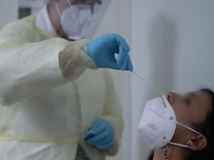 Detectan brote de variante Delta de covid-19 en Michoacán