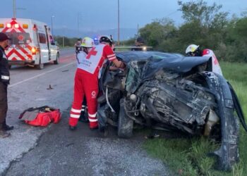 Muere al chocar auto con máquina en carretera a Soto la Marina
