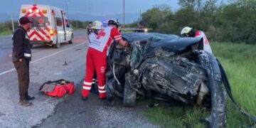 Muere al chocar auto con máquina en carretera a Soto la Marina