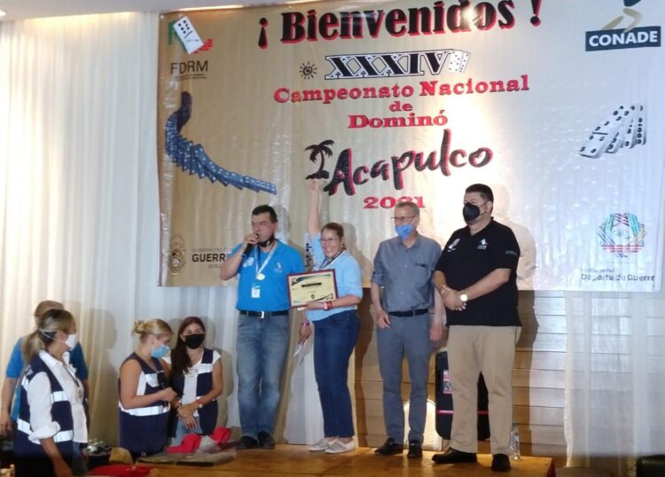 Victorense Berta Alicia Martínez gana torneo nacional de dominó en Acapulco