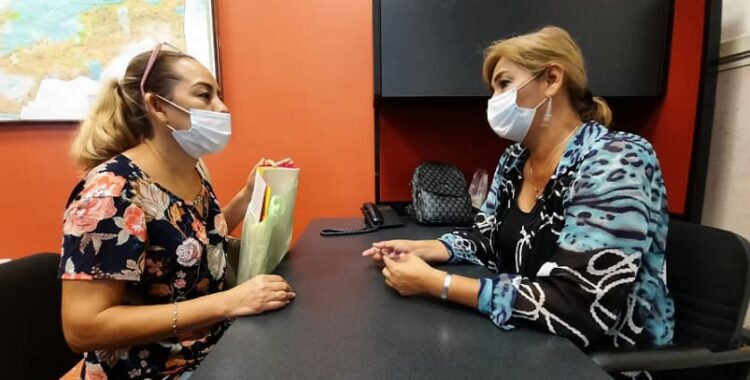 Mujer busca apoyo para su nieto; necesita operación de columna y cuesta 100 mil pesos