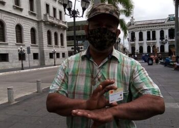 Reclama pescador apoyo de $7 mil 200; personal de Sebien Pesca no resuelve