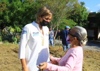 Rehabilita municipio pavimento en Colonia Américo Villarreal