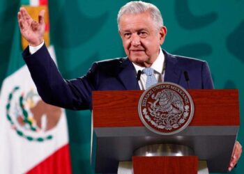 Defiende AMLO postura de ‘abrazos, no balazos’ contra delincuencia en México