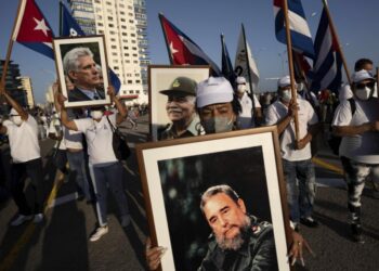 Gobierno de Cuba moviliza a ‘revolucionarios’ en todo el país