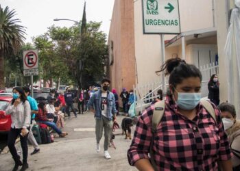 México reporta 6 mil 81 nuevos casos covid; curva epidémica sube a 18%