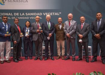Entregan Premio Nacional de Sanidad Vegetal 2021 a especialistas en control de plagas