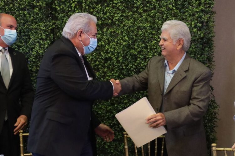 Es Miguel Ángel Sanmiguel  Flores ‘Ingeniero del Año’ en Nuevo Laredo