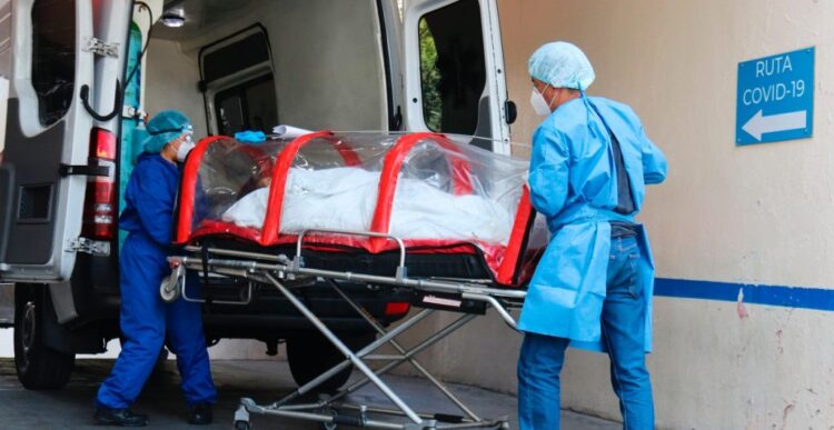 México registra más de 13 mil nuevos casos de covid; muertes llegan a 236 mil 810