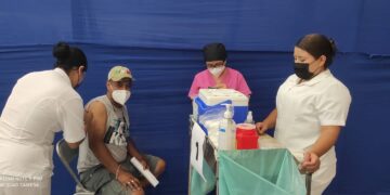 Llaman a tamaulipecos de 12 municipios mayores de 50 años a vacunarse contra Covid-19