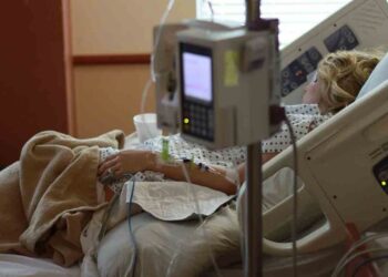 Piden mejores leyes sobre cuidados paliativos y dolor crónico