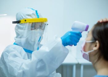 Aumentan los casos de Covid-19, en Laredo, Texas