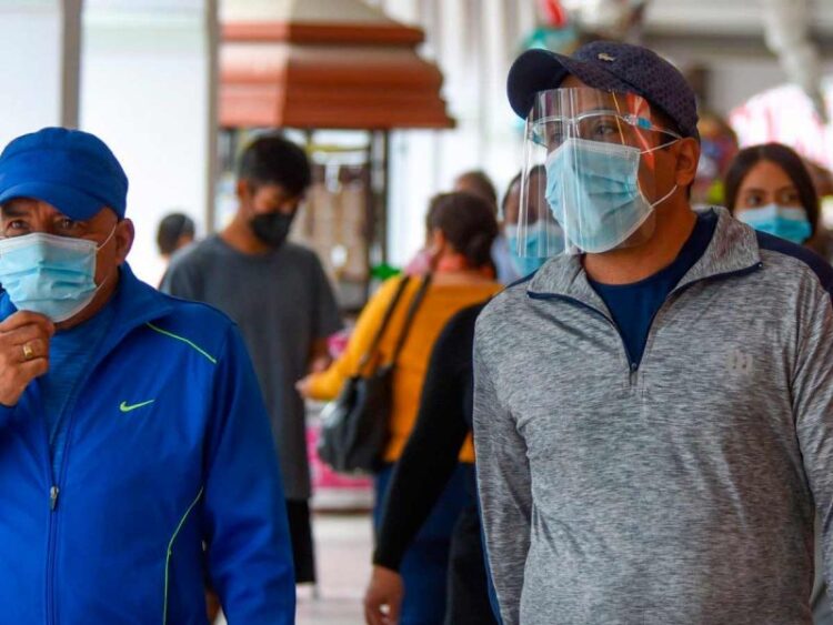 En 24 horas Nuevo León reporta 876 casos nuevos de Covid