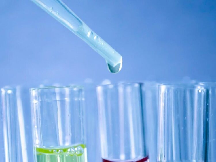 Israel prueba nuevo tratamiento contra el covid: una vacuna oral