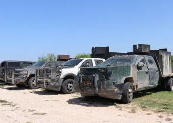 Asegura Policía 14 vehículos con blindaje artesanal en frontera de Tamaulipas