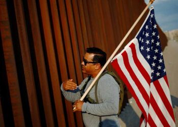 Guardia Nacional de Texas ayudará en arrestos de migrantes en frontera