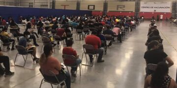 Vacunan contra Covid a 583 mil 954 personas de 18 a 39 años en 15 municipios de Tamaulipas