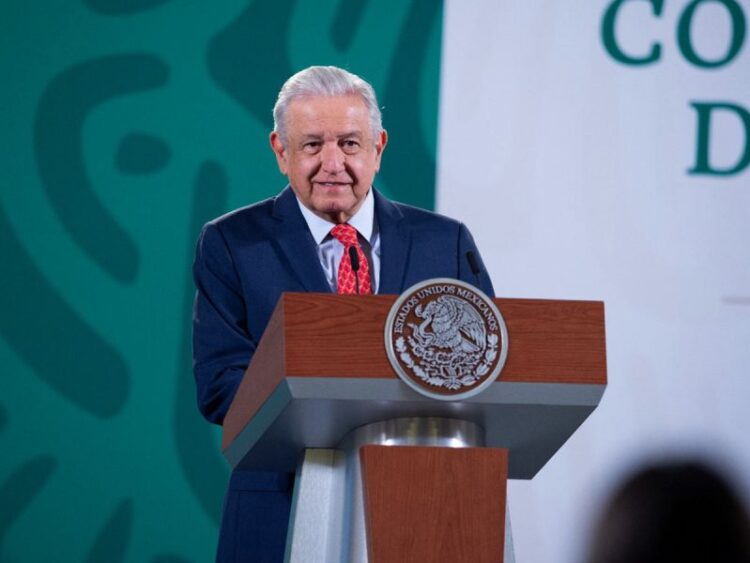 Encuentran 31 contratos ligados a Pegasus en gestión de Peña Nieto y Calderón