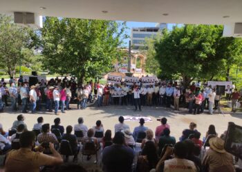 Promueven consulta popular contra ex presidentes