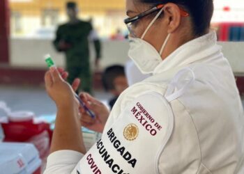 De 18 a 39 años serán vacunados en el Altiplano, anuncia JR