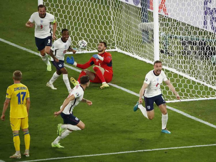 Inglaterra derrota 4-0 a Ucrania para ir a semifinales de la Eurocopa