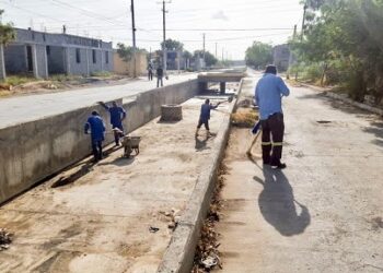 Reparan canal pluvial de Voluntad y Trabajo IV en Nuevo Laredo