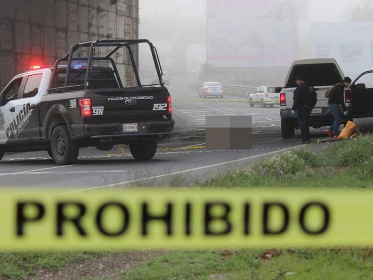 Ante cámaras del C-4 cuelgan a dos personas en Zacatecas