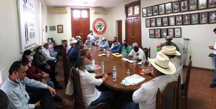 Unifica PRI-CNC esfuerzos para proteger programas al campo