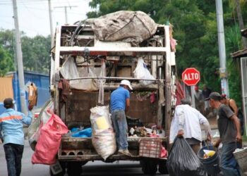 Recorte federal afectó la recolección de basura