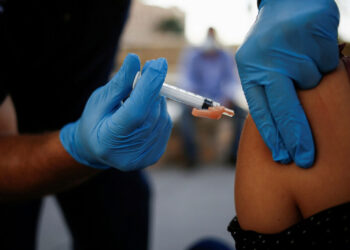 Confirman variante Alfa de Covid-19, en Laredo, Texas