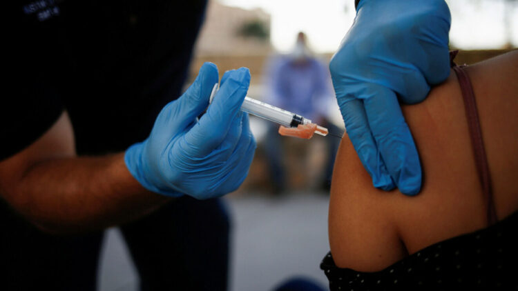 Confirman variante Alfa de Covid-19, en Laredo, Texas