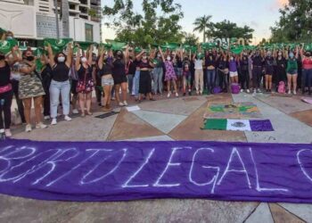 Suprema Corte de Justicia despenaliza aborto por violación en México