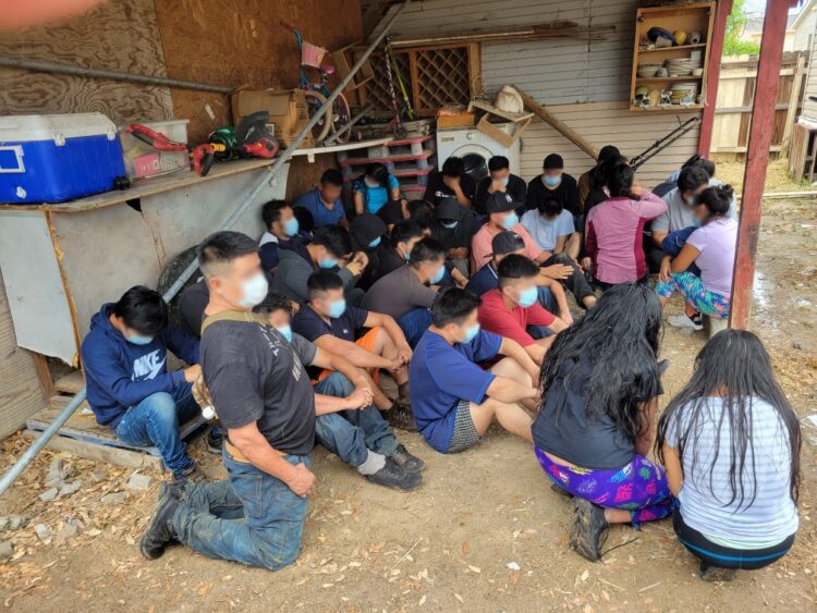 Detectan desde al aire a grupo de 33 indocumentados