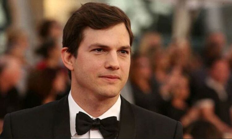Ashton Kutcher renuncia viajar al espacio