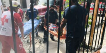 Albañil moviliza a rescatistas