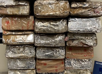 Decomisan droga en puentes internacionales de Texas