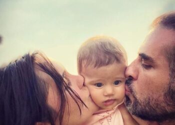 Dulce María y su esposo bautizan a su hija, María Paula