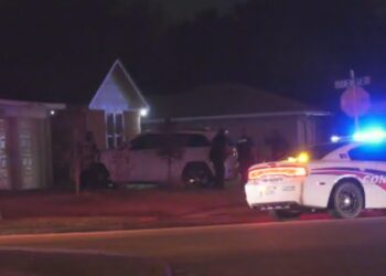 Tiroteo en Houston deja 3 muertos