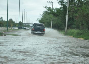 Lluvias provocan inundaciones en colonias de Cd. Victoria