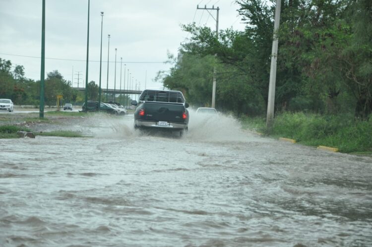 Lluvias provocan inundaciones en colonias de Cd. Victoria