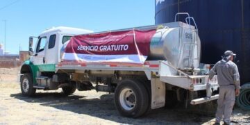 Piden fijar precio a reparto de agua en pipas en colonias de Victoria