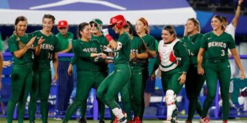 Selección de softbol tira uniformes a la basura, podrían ser sancionadas