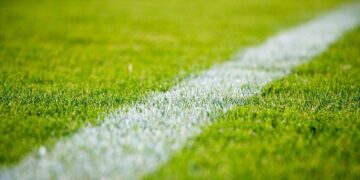 Retiran del campo pancarta de “Igualdad Salarial” en el México-EEUU