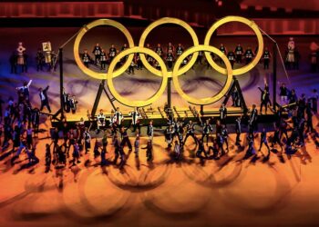 Clasica inauguracion de los juegos olimpicos en Tokio