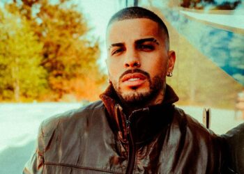 Rauw Alejandro celebra primer puesto de ventas de disco en listado Billboard