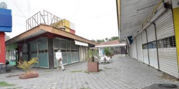 Piden revivir Plaza Palmas; tiene 23 años en abandono