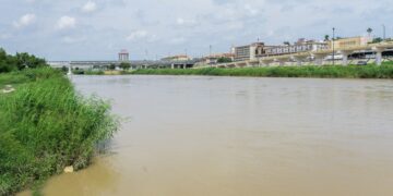 Alerta Protección Civil a neolaredenses  por crecida del río Bravo