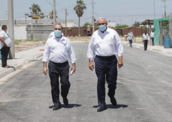 Mejora gobierno de Nuevo Laredo vialidades en Colonia Los Presidentes